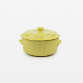 Gul karott med lock rån Gustavsberg.